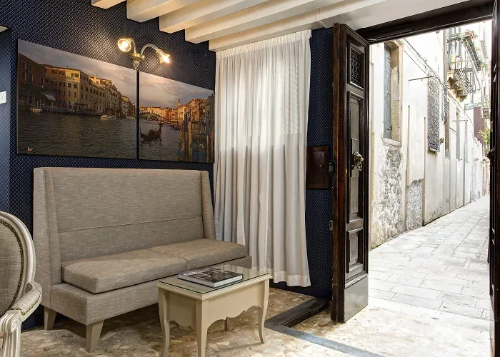 Gkk Exclusive Private Suite